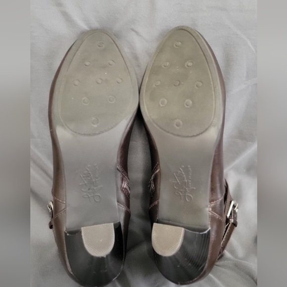 Lifestride Ankle Boots- Yoyo Faux Leather Zip Up Booties- Size 9M - Picture 6 of 7